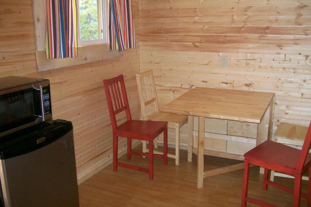 Noah'S Ark Campground レベルストーク 部屋 写真